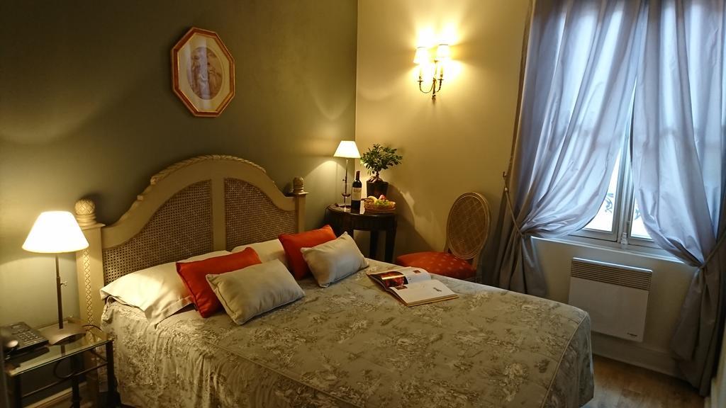 סנט-אמיליון Hotel Restaurant Palais Cardinal מראה חיצוני תמונה